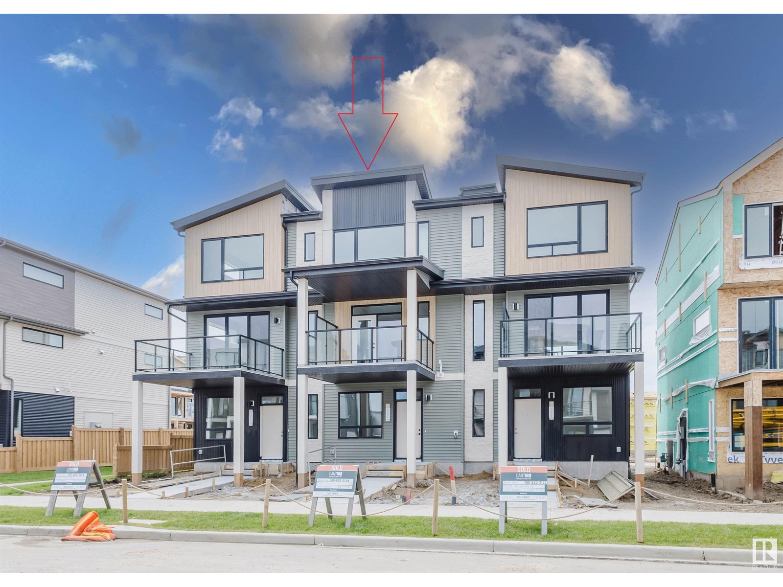 Photo 2 of 3260 Keswick Wy Sw, Edmonton AB