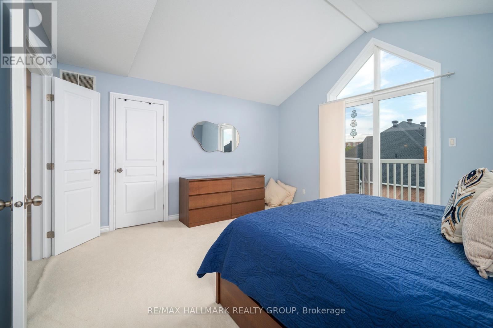 Photo 27 of 39 39 Hawkstone Gate, Ottawa ON