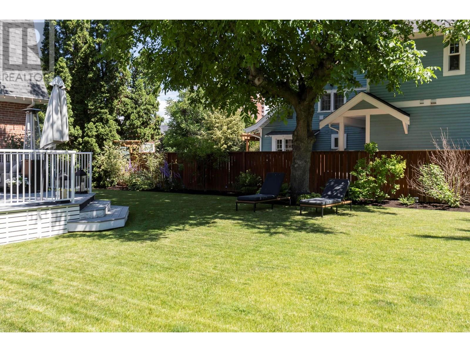  1001 Lawrence Avenue, Kelowna