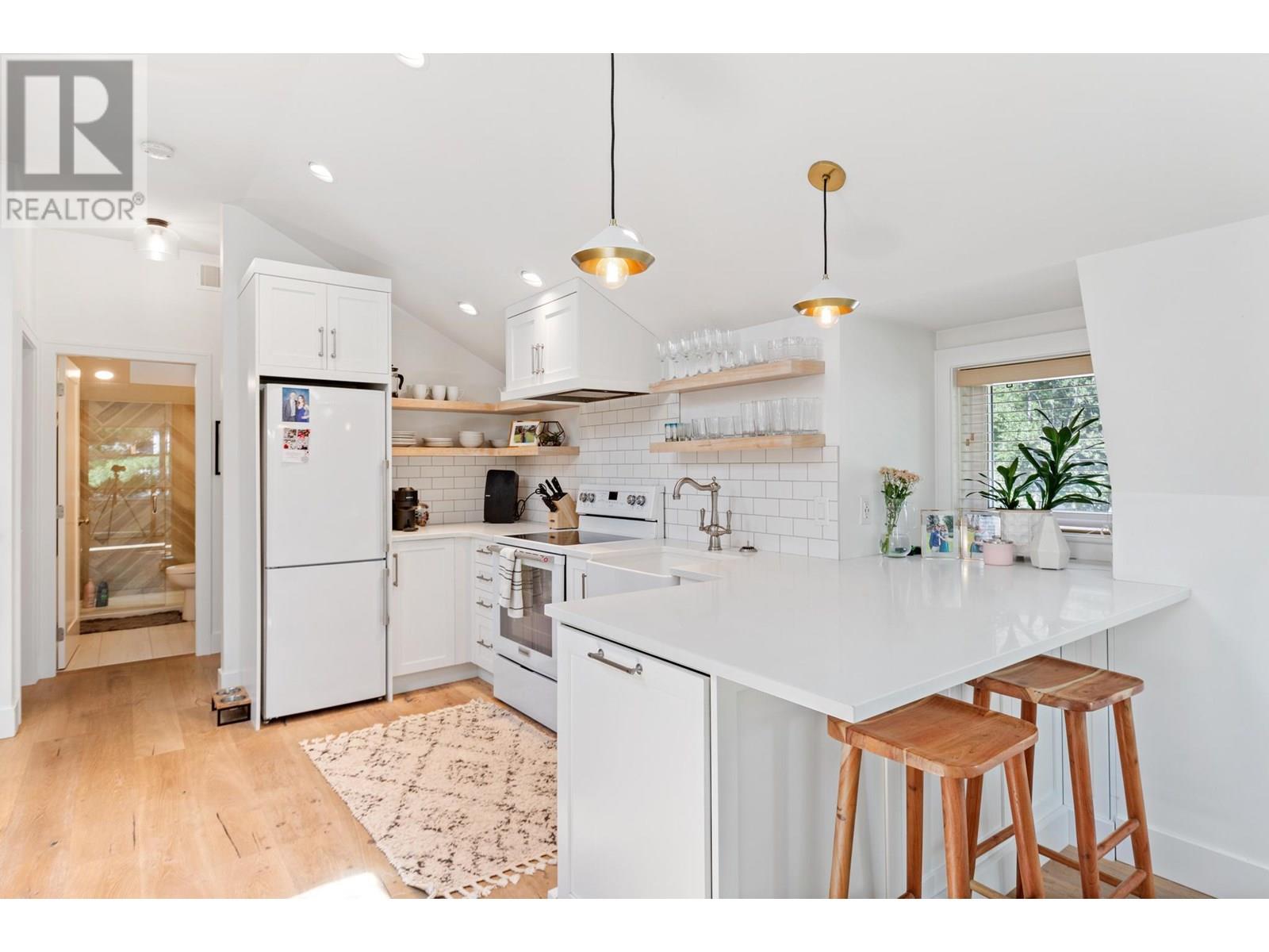  1001 Lawrence Avenue, Kelowna