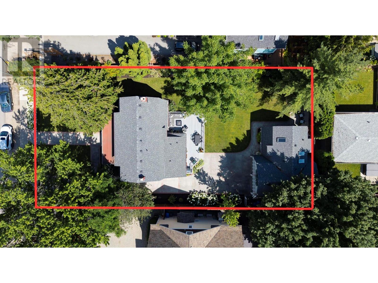  1001 Lawrence Avenue, Kelowna