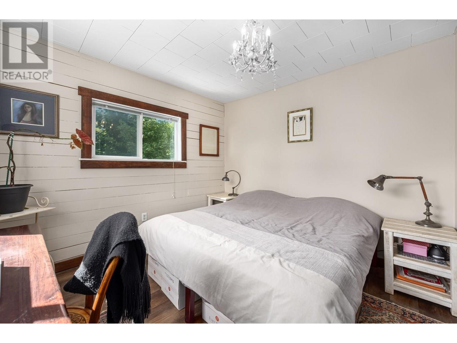 36 14th Avenue, Lillooet