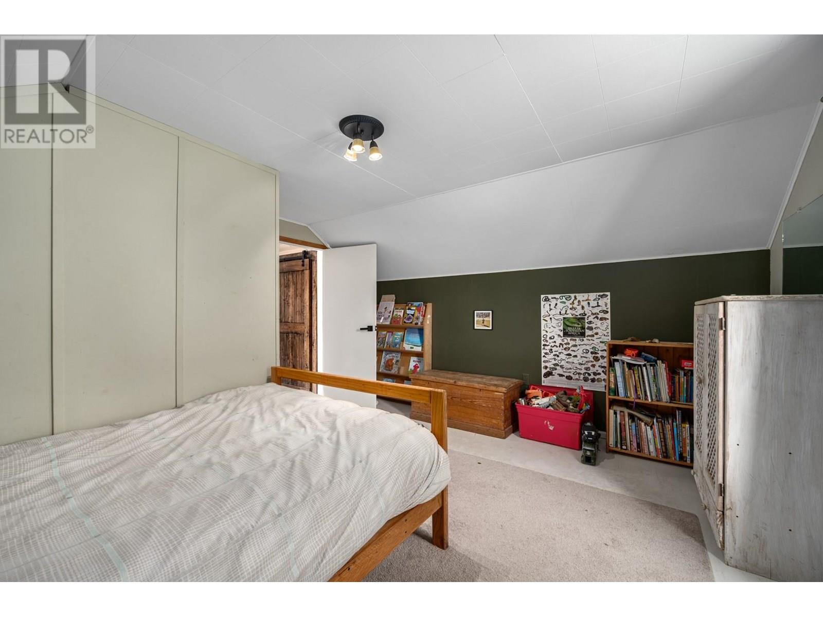 36 14th Avenue, Lillooet
