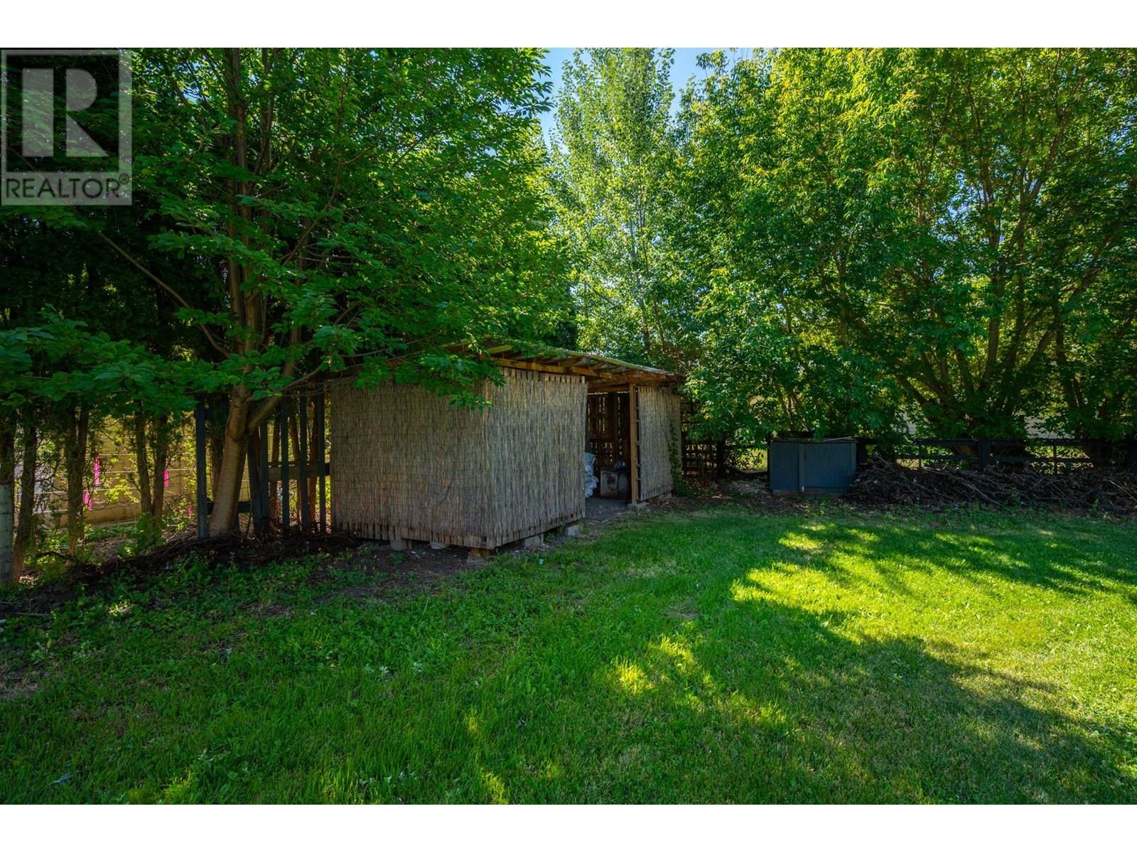 36 14th Avenue, Lillooet