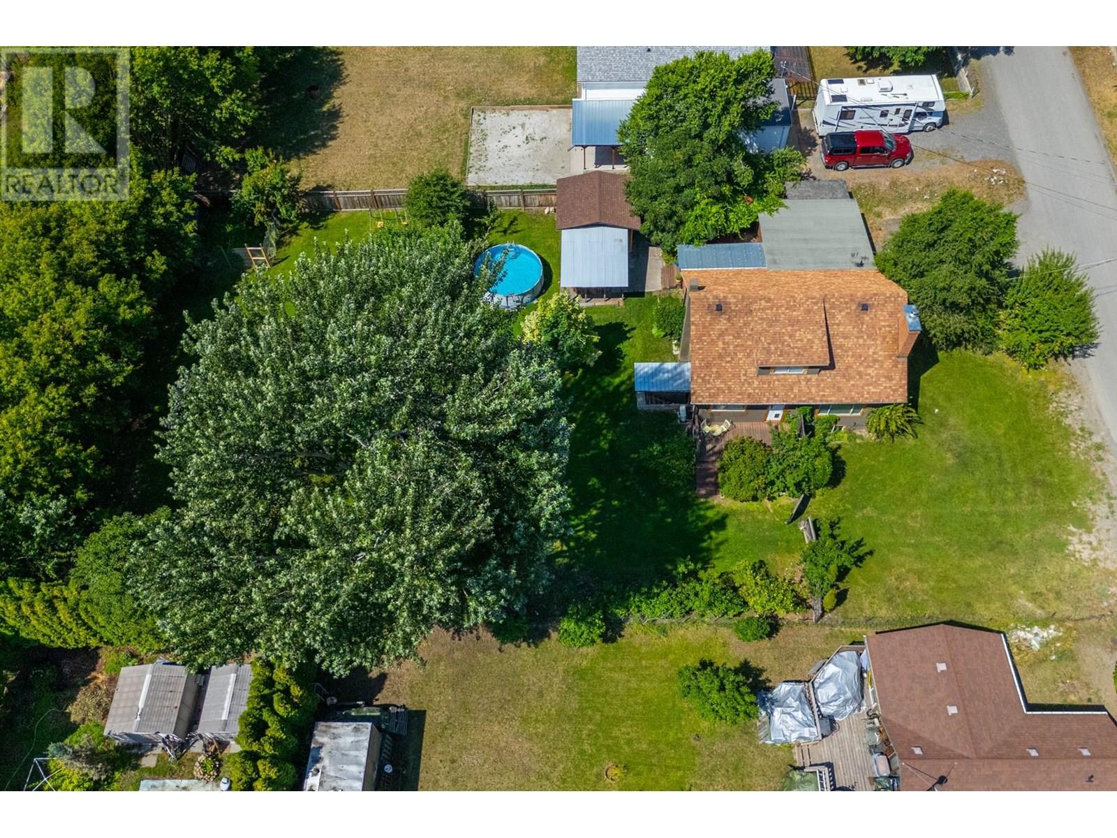 36 14th Avenue, Lillooet