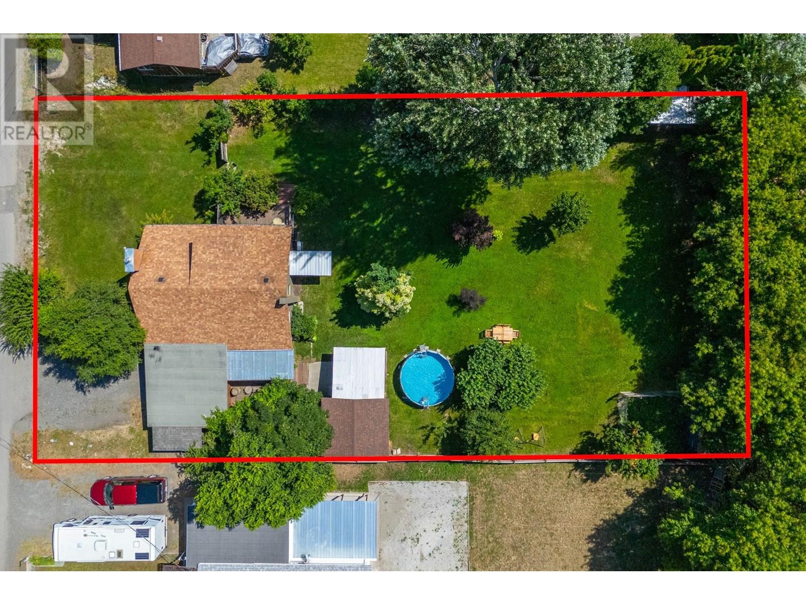 36 14th Avenue, Lillooet