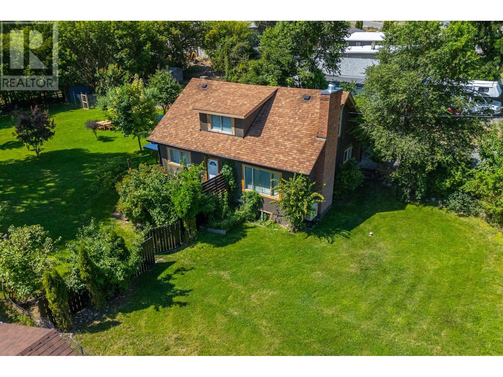 36 14th Avenue, Lillooet