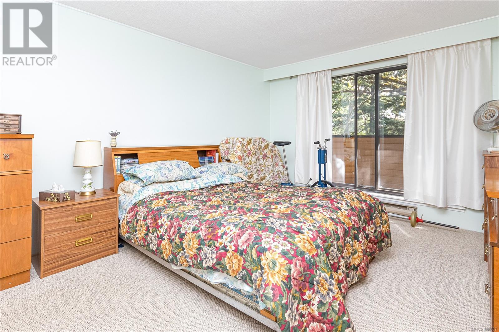 304 1106 Glenora Pl, Saanich