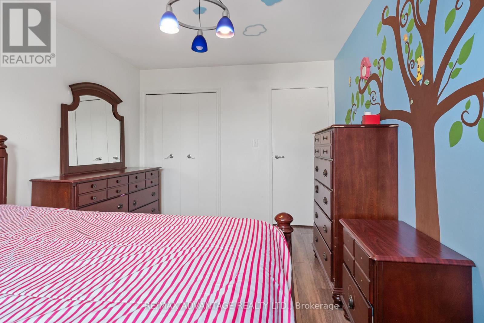 Photo 25 of 95 Clarence Avenue, Leamington ON