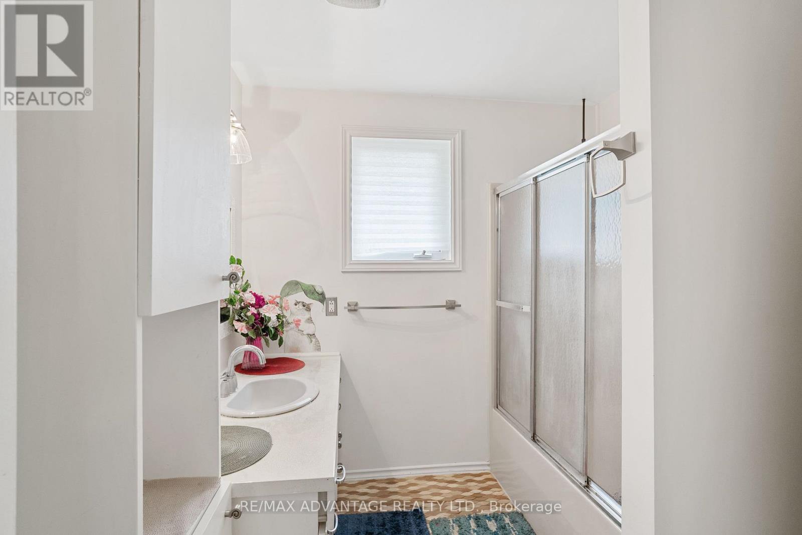 Photo 6 of 95 Clarence Avenue, Leamington ON