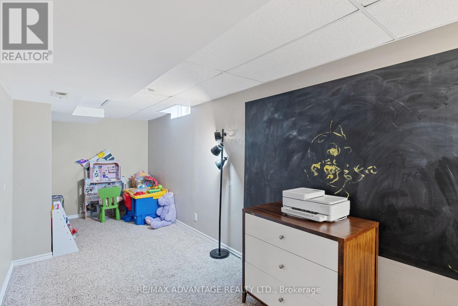 Photo 8 of 95 Clarence Avenue, Leamington ON