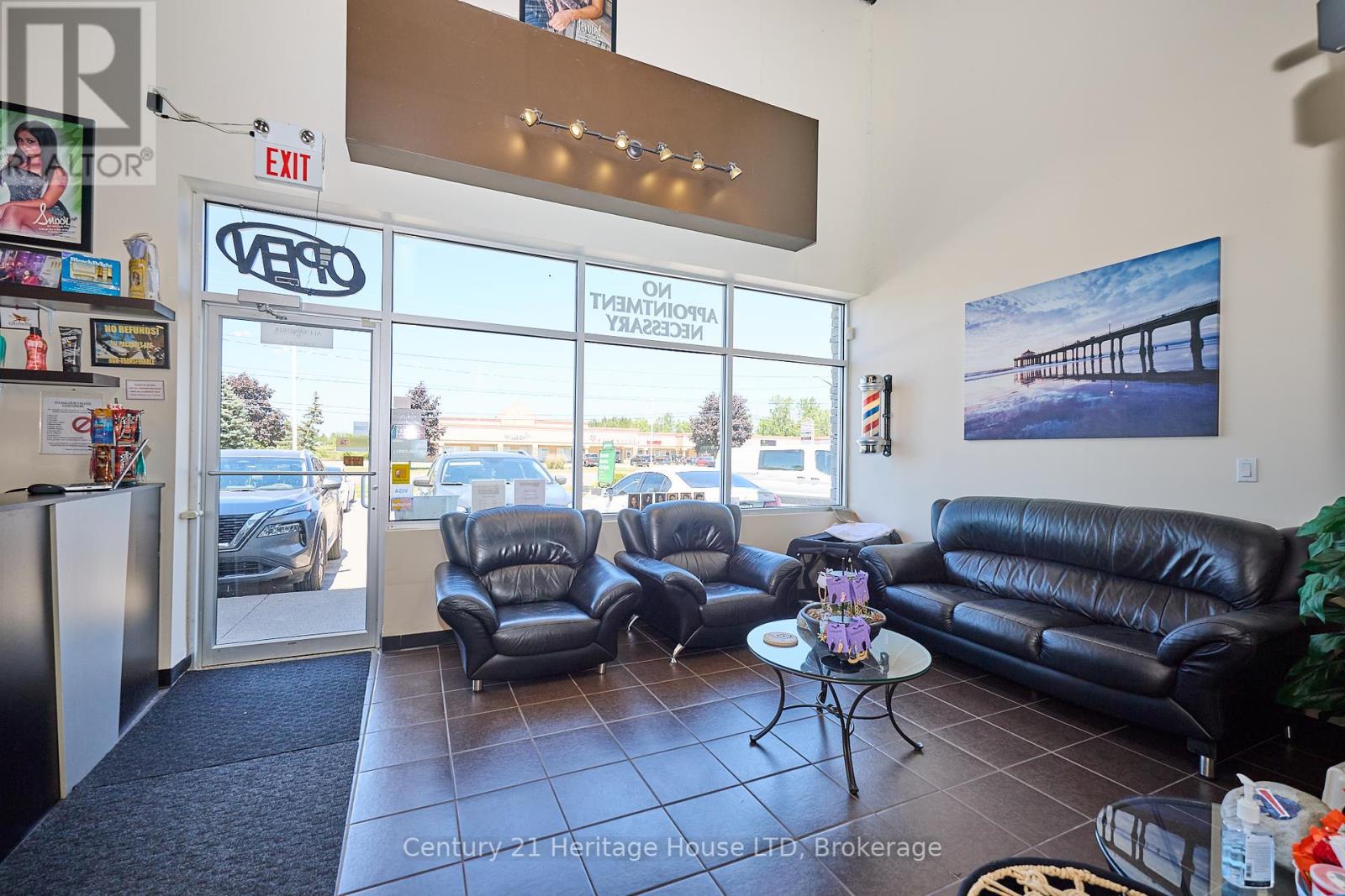 Photo 3 of 8 1267 Garrison Road, Fort Erie ON
