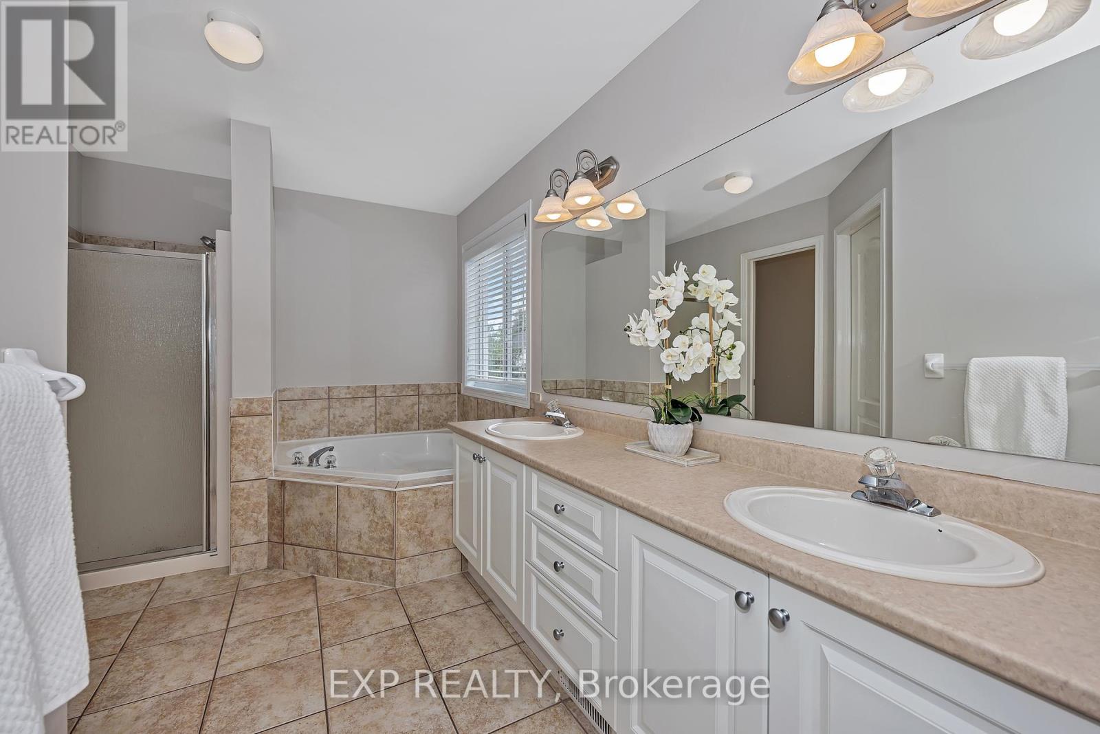 Photo 28 of 3722 Mountain Meadows Crescent N, Ottawa ON