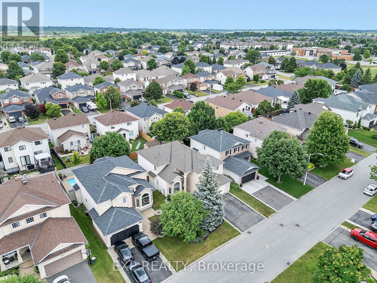 Photo 46 of 3722 Mountain Meadows Crescent N, Ottawa ON
