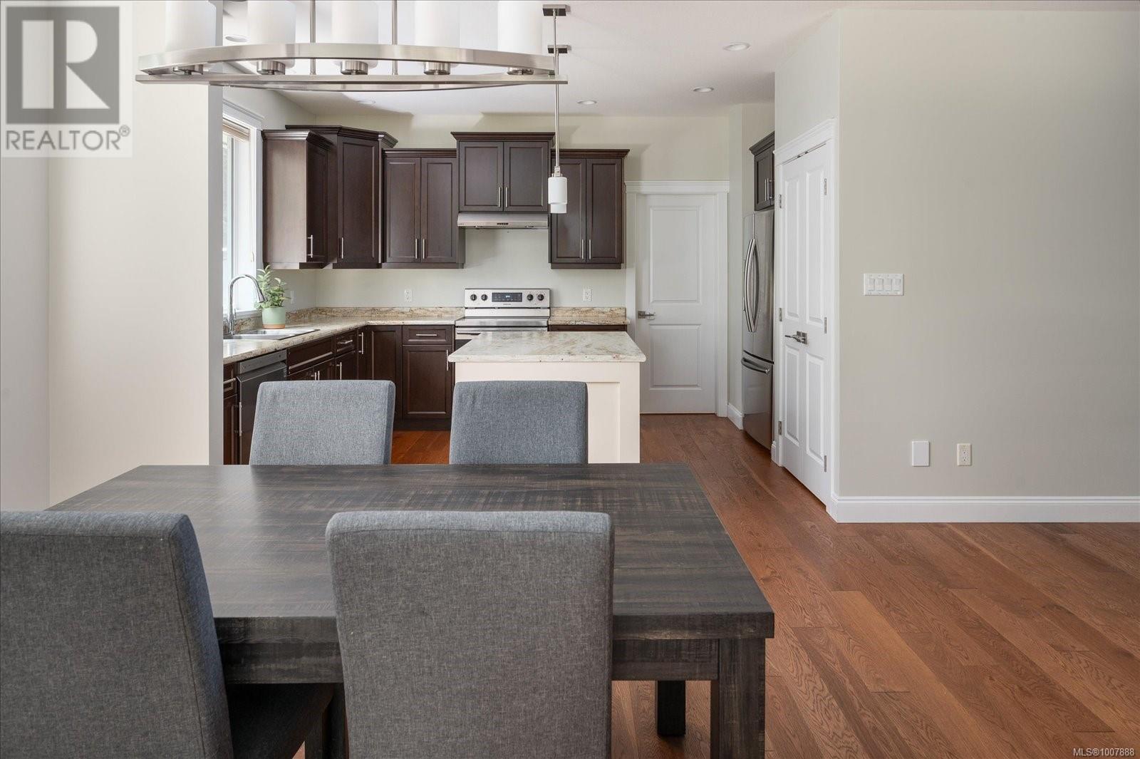 Photo 14 of 7 313 Holland Creek Pl, Ladysmith BC
