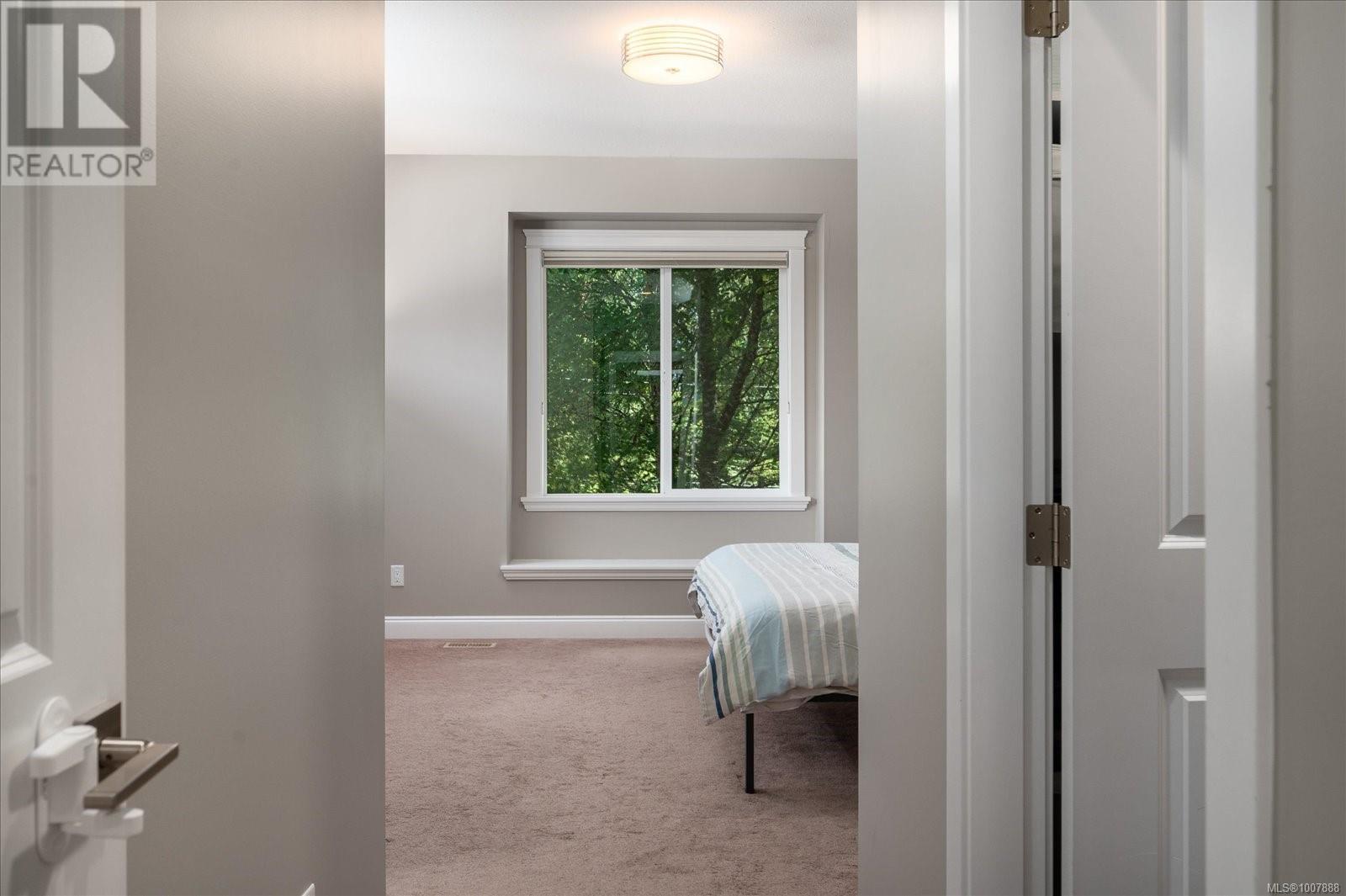 Photo 21 of 7 313 Holland Creek Pl, Ladysmith BC
