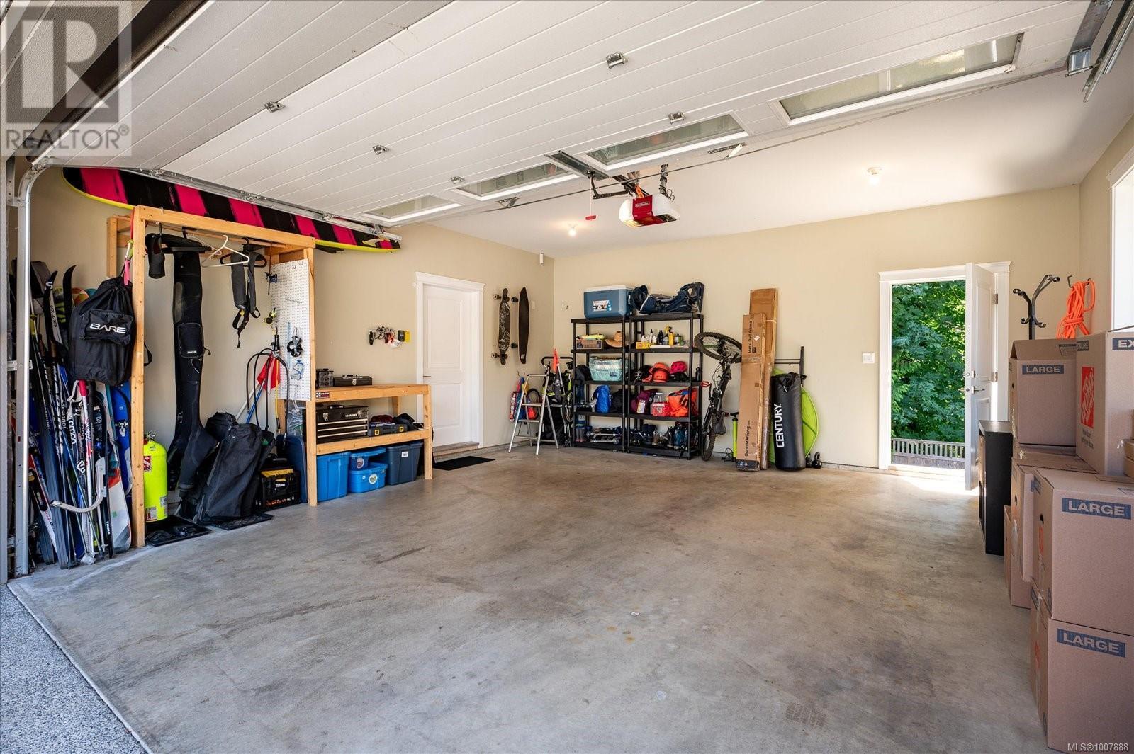 Photo 39 of 7 313 Holland Creek Pl, Ladysmith BC