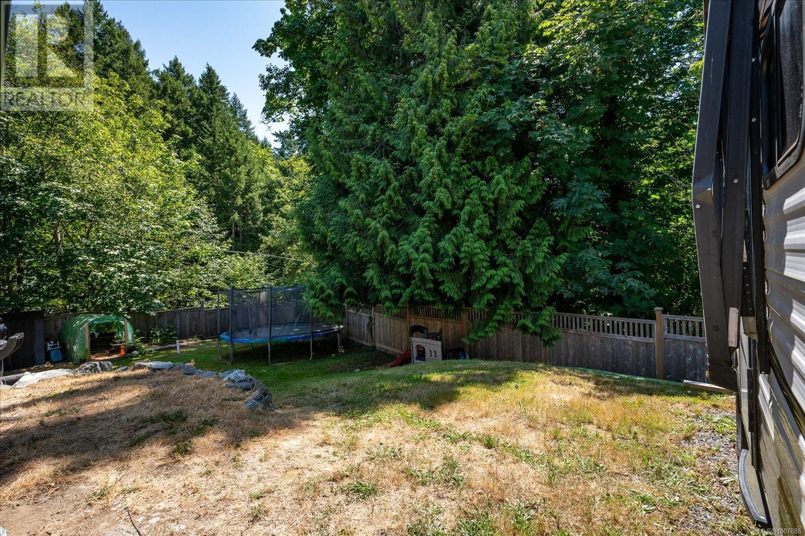 Photo 41 of 7 313 Holland Creek Pl, Ladysmith BC