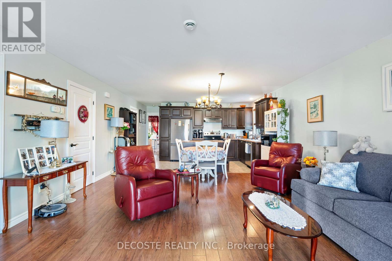 Photo 8 of 4 508 Massie Crescent, North Glengarry ON