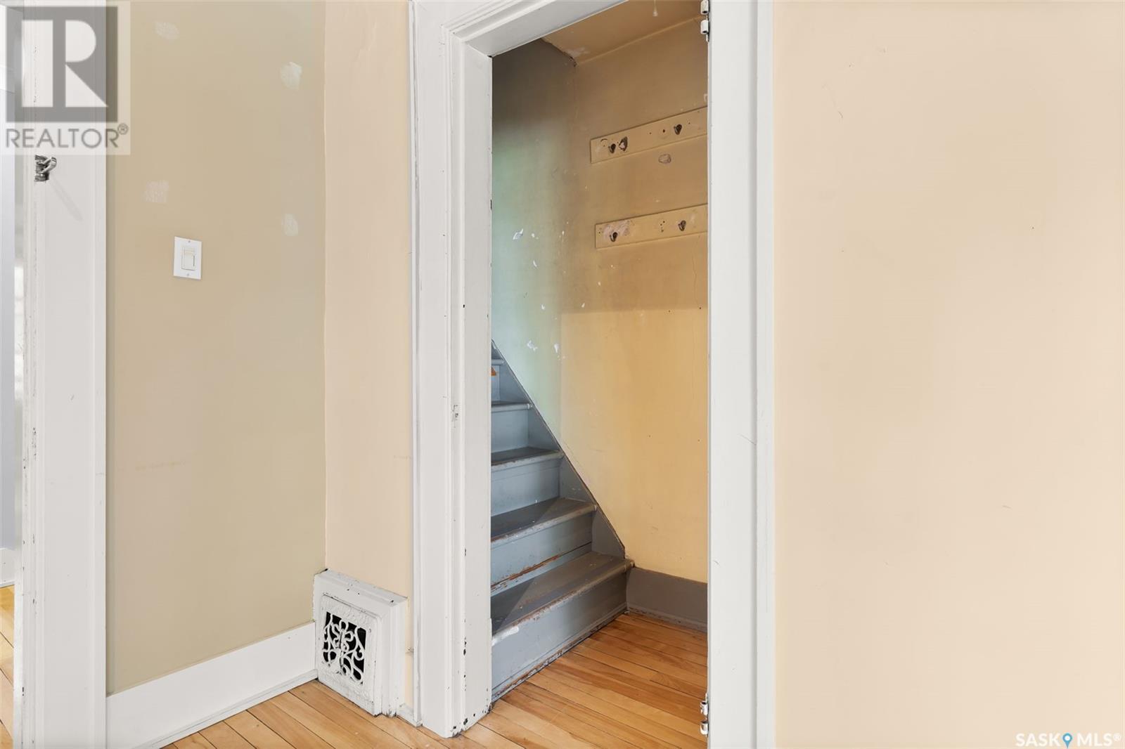 Photo 19 of 2256 Angus Street, Regina SK