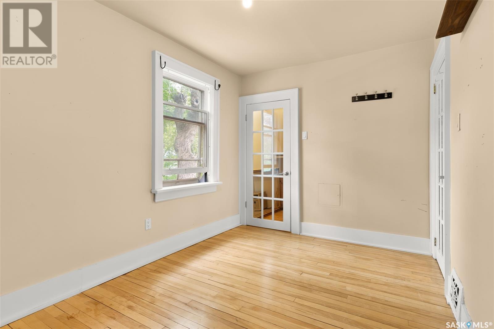 Photo 23 of 2256 Angus Street, Regina SK