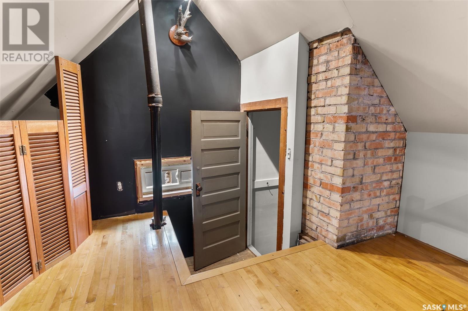 Photo 30 of 2256 Angus Street, Regina SK