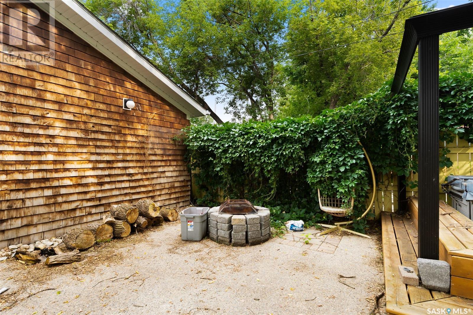 Photo 40 of 2256 Angus Street, Regina SK