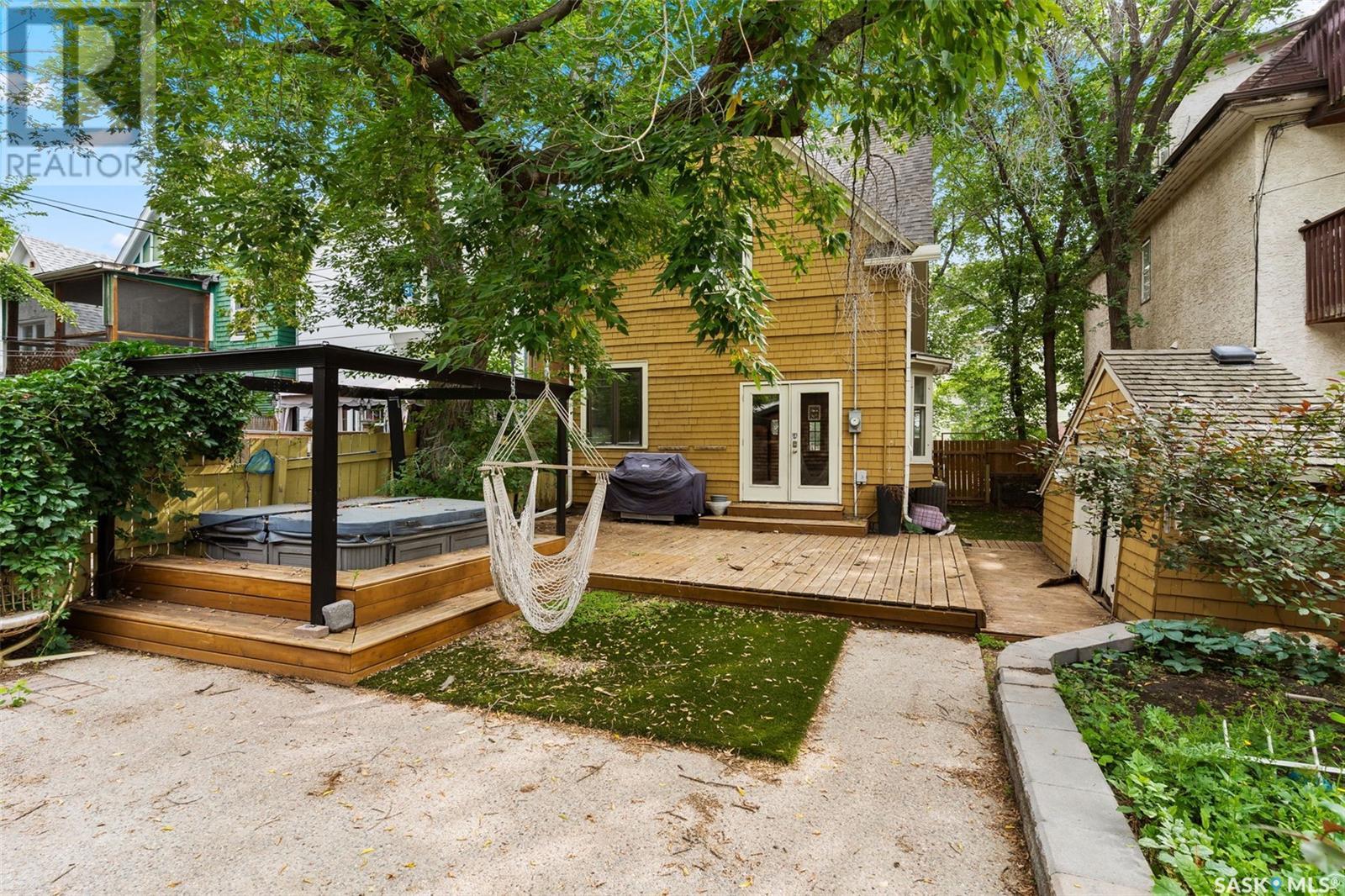 Photo 41 of 2256 Angus Street, Regina SK