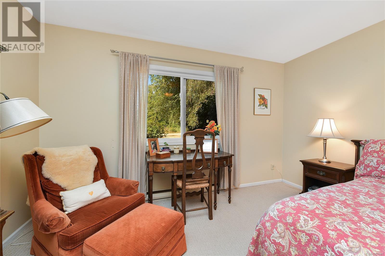 Photo 14 of 1695 Cultra Ave, Central Saanich BC