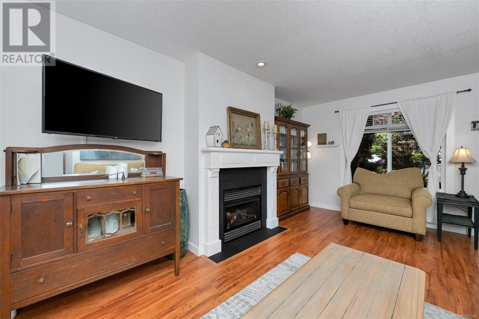 Photo 4 of 6297 Averill Dr, Duncan BC