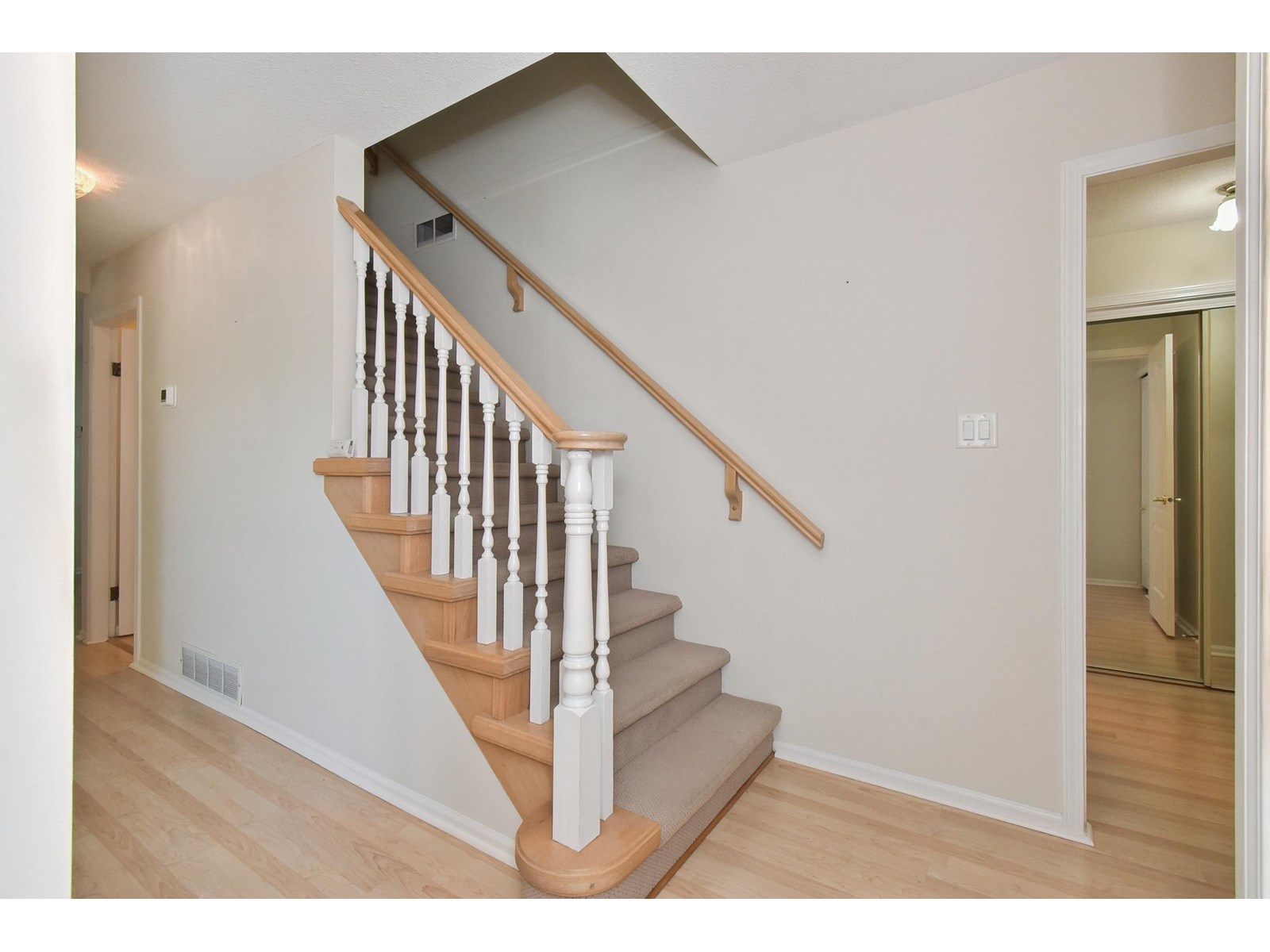 Photo 17 of 1 21848 50 Avenue, Langley BC