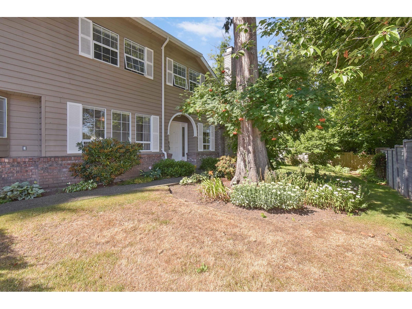 Photo 2 of 1 21848 50 Avenue, Langley BC