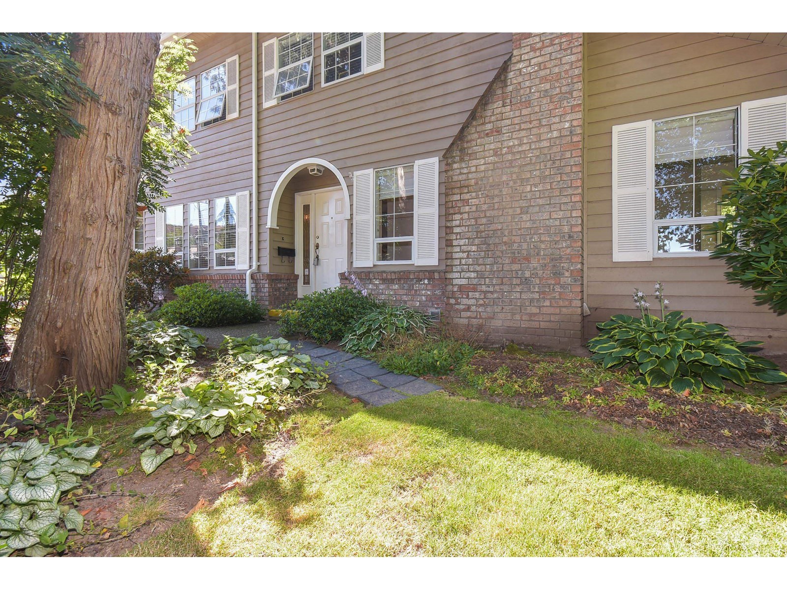 Photo 1 of 1 21848 50 Avenue, Langley BC
