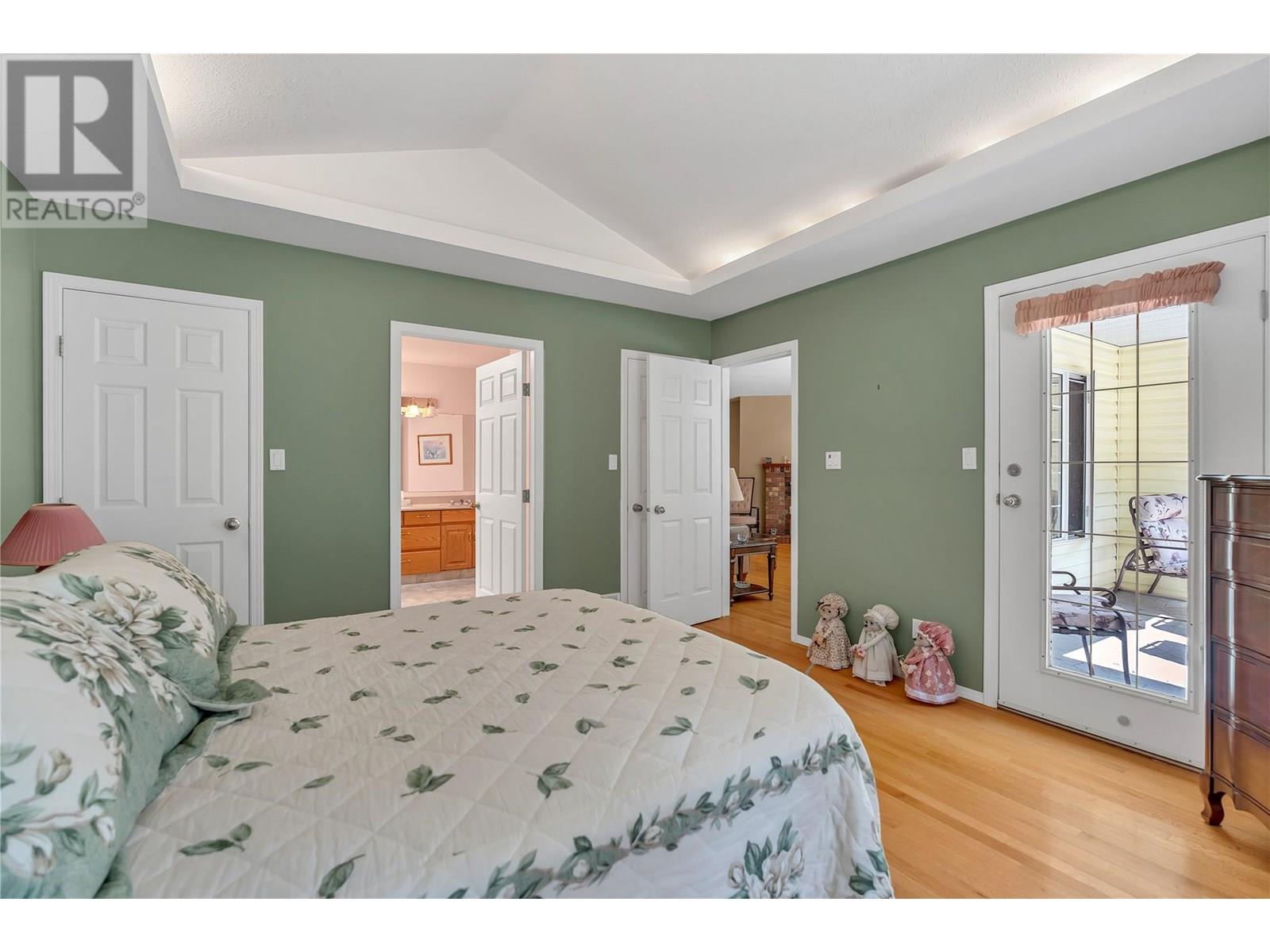 11915 Jubilee Road W, Summerland