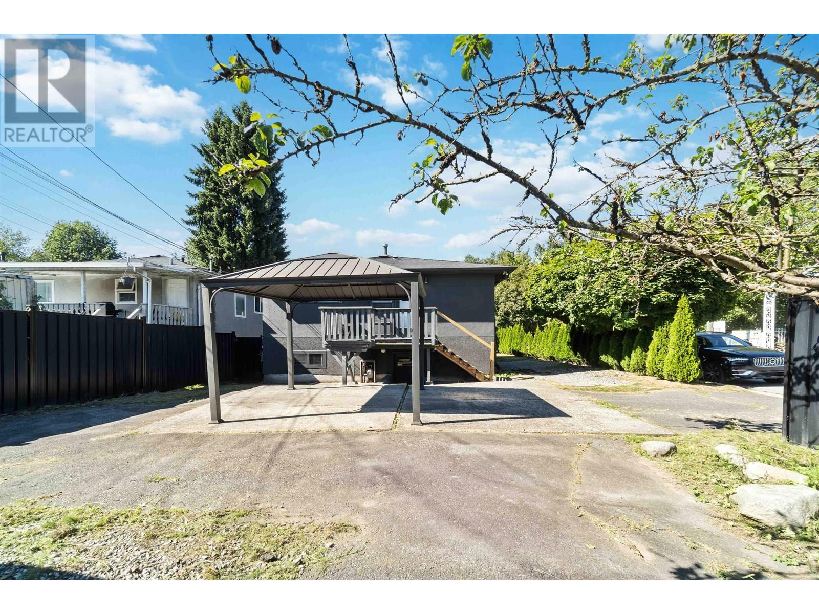 Photo 26 of 1825 Skeena Street, Vancouver BC