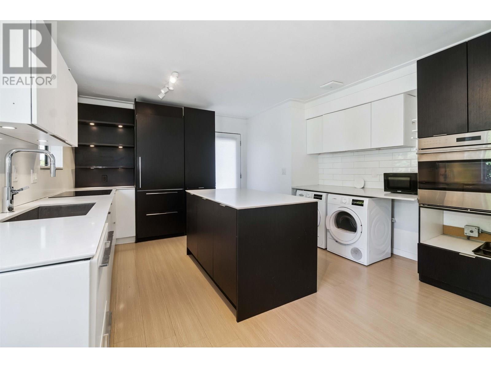 Photo 10 of 1825 Skeena Street, Vancouver BC