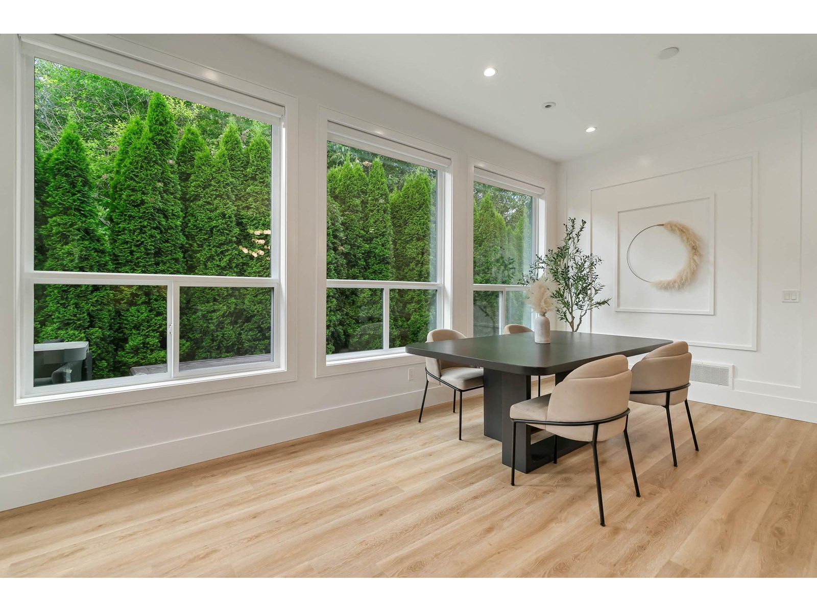 Photo 9 of 7299 200 A Street, Langley BC