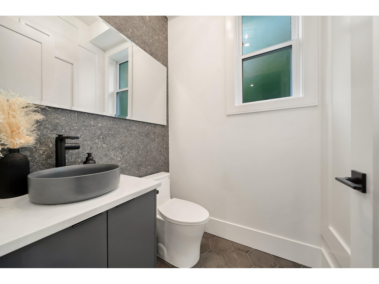 Photo 12 of 7299 200 A Street, Langley BC