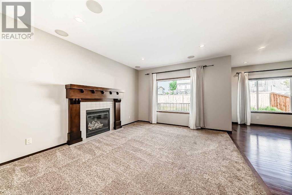 Single Family House for Sale in  Everbrook Drive SW Evergreen Calgary 