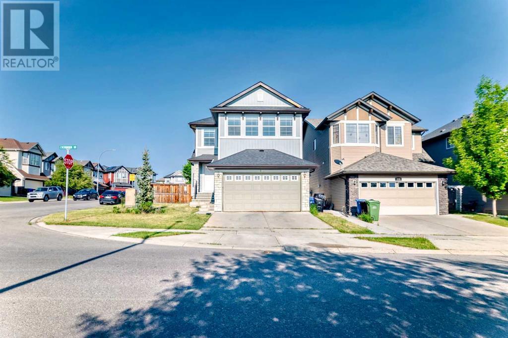 Single Family House for Sale in  Everbrook Drive SW Evergreen Calgary 
