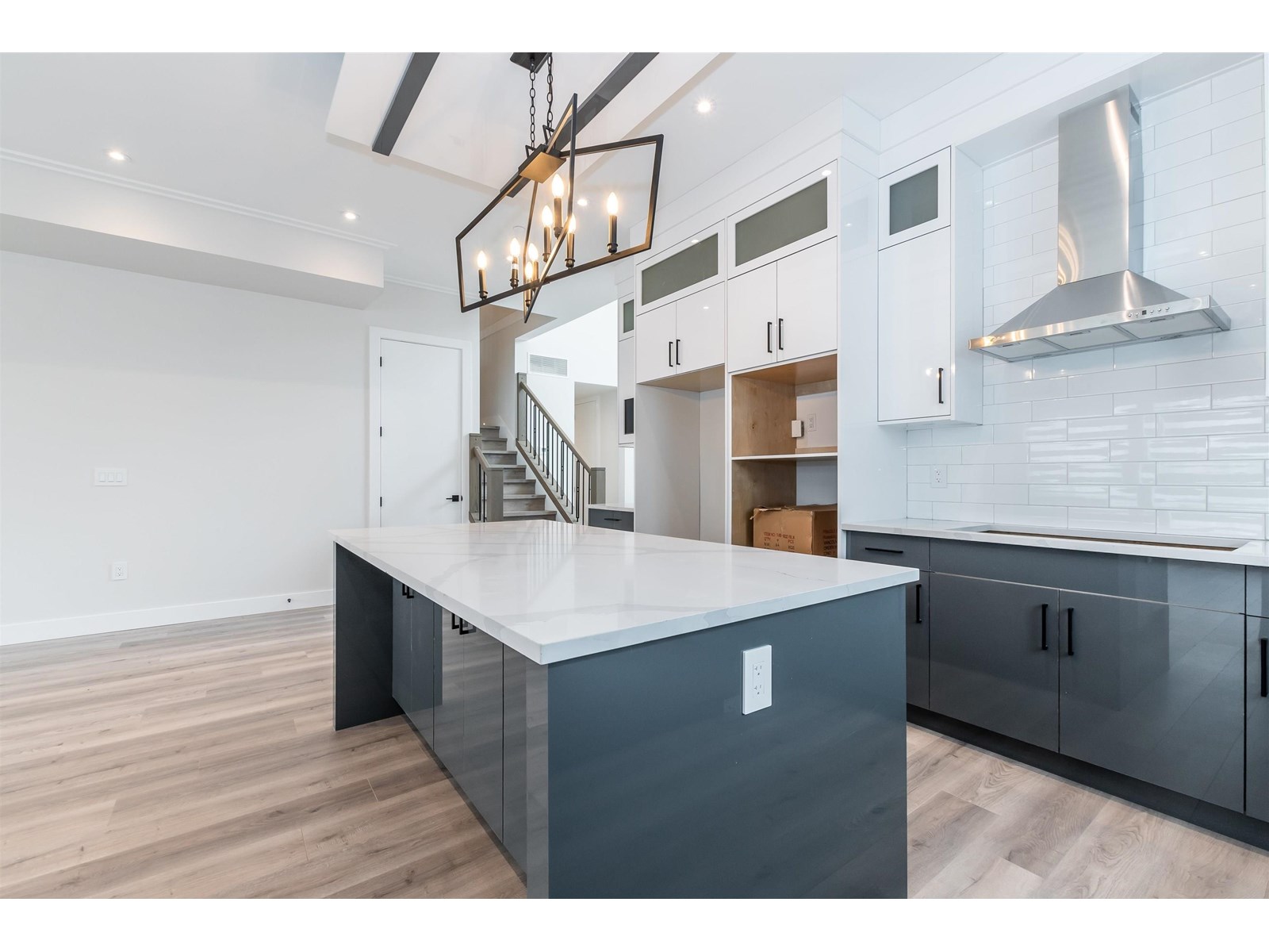 Photo 1 of 46065 Crestview Drive Promontory, Chilliwack BC