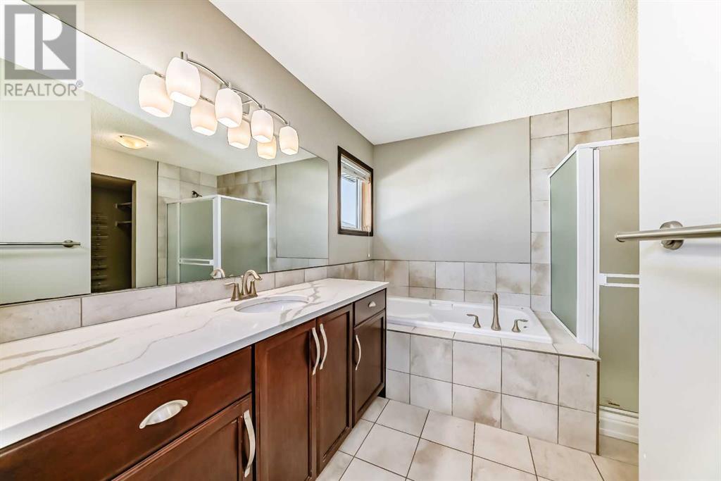 Single Family House for Sale in  Everbrook Drive SW Evergreen Calgary 