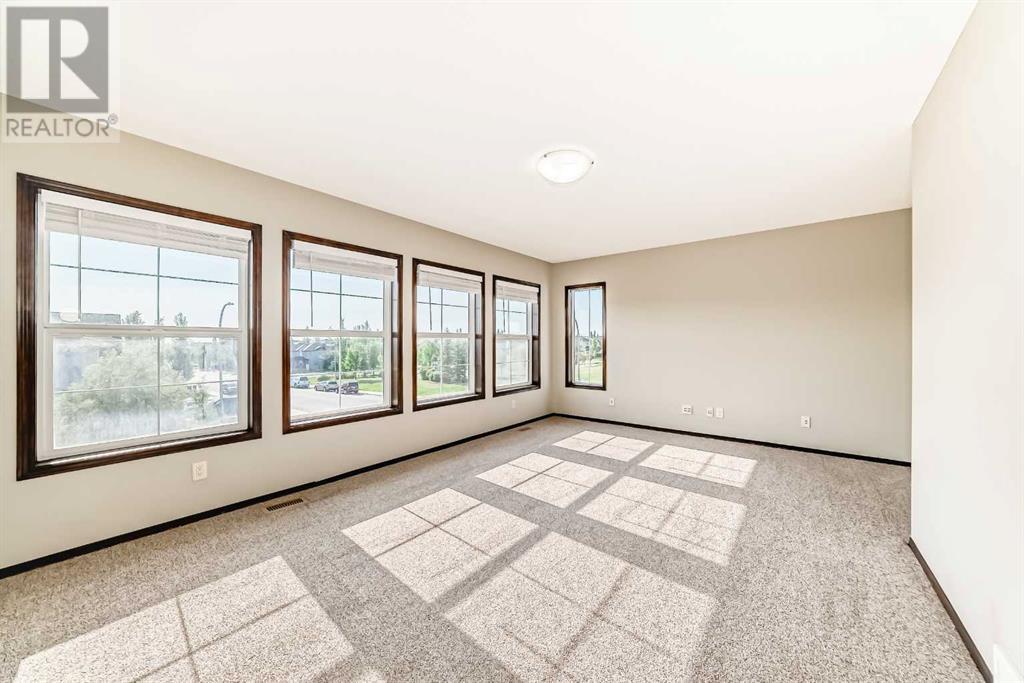 Single Family House for Sale in  Everbrook Drive SW Evergreen Calgary 