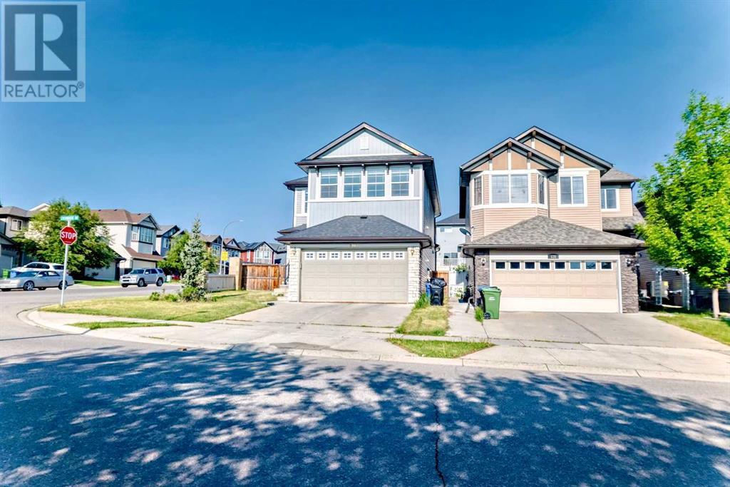 Single Family House for Sale in  Everbrook Drive SW Evergreen Calgary 