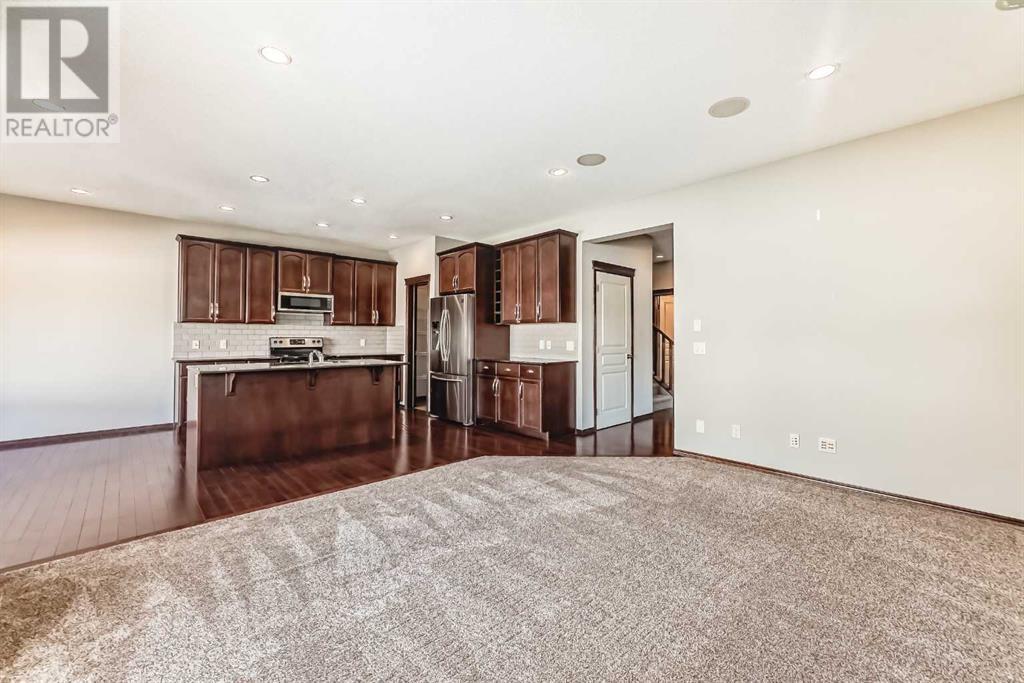 Single Family House for Sale in  Everbrook Drive SW Evergreen Calgary 