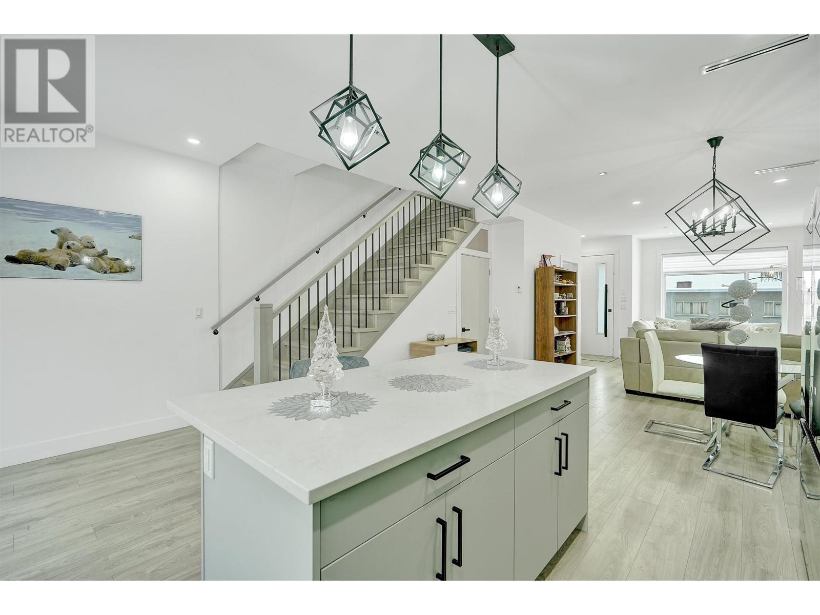 Photo 25 of 1423 E 62nd Avenue, Vancouver BC