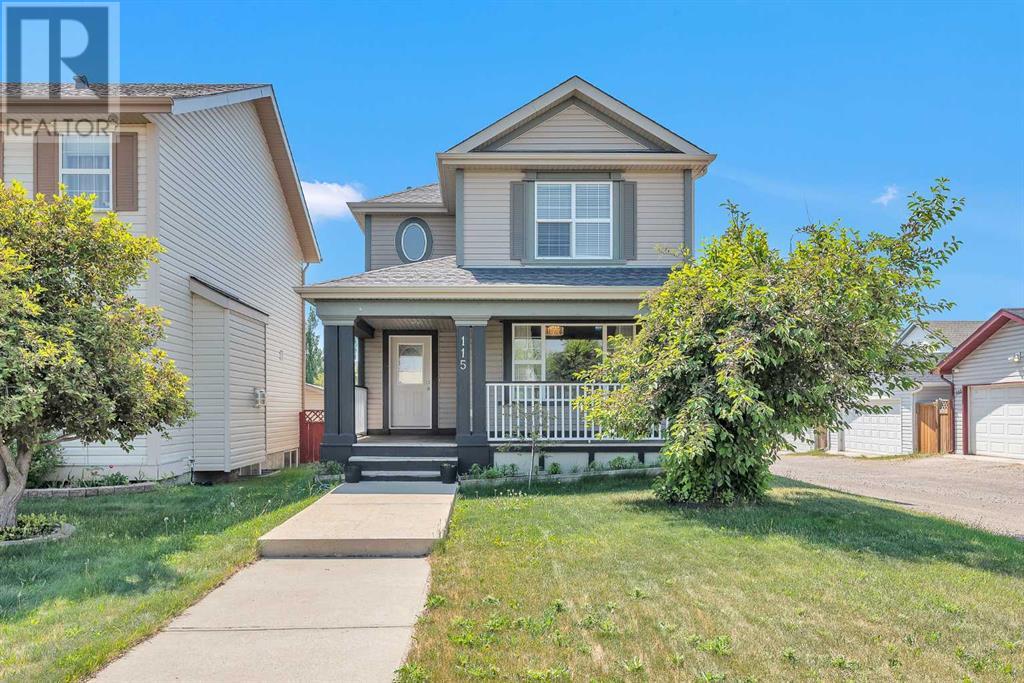 Single Family House for Sale in  Evermeadow Avenue S Evergreen Calgary 