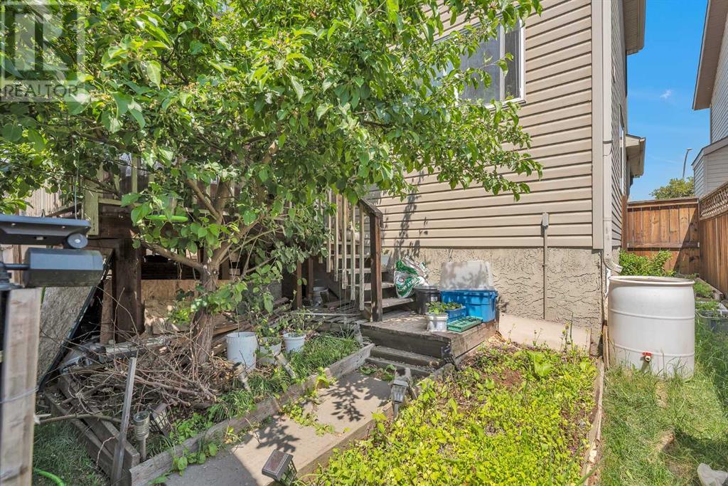 Single Family House for Sale in  Evermeadow Avenue S Evergreen Calgary 