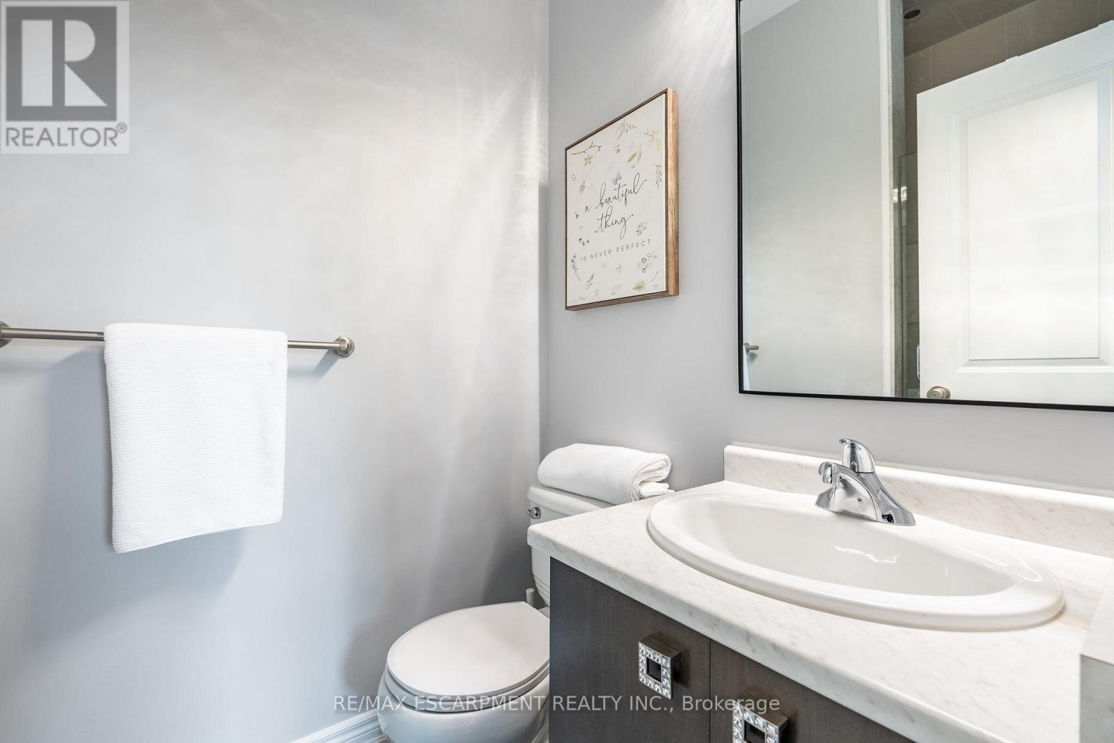 Photo 22 of 15 5056 New Street, Burlington ON