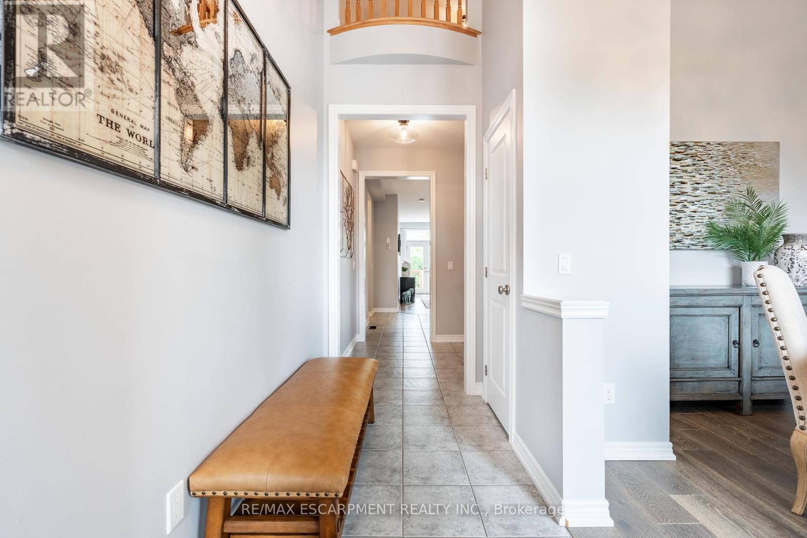 Photo 14 of 15 5056 New Street, Burlington ON
